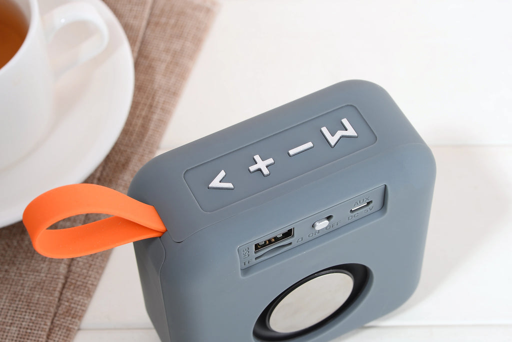 TG505 Portable Speaker Mini Bluetooth Wireless Soundbar TF USB BT Music Playback Outdoor Running Cycling Riding Loudspeaker